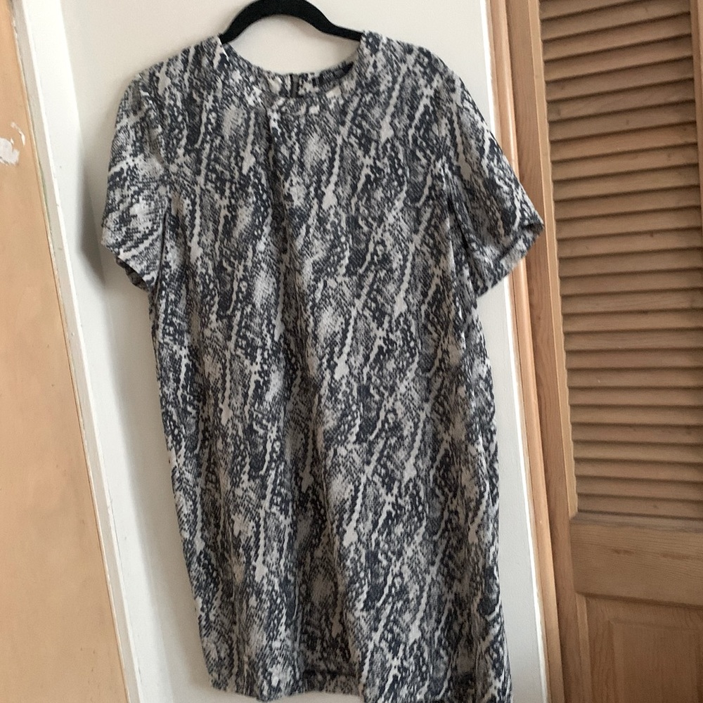 Patterned dress